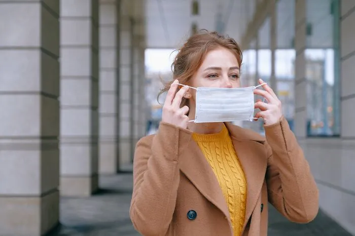 "I Was Briefly Anti-Vax": People Share What Made Them Change Their Stance On Something