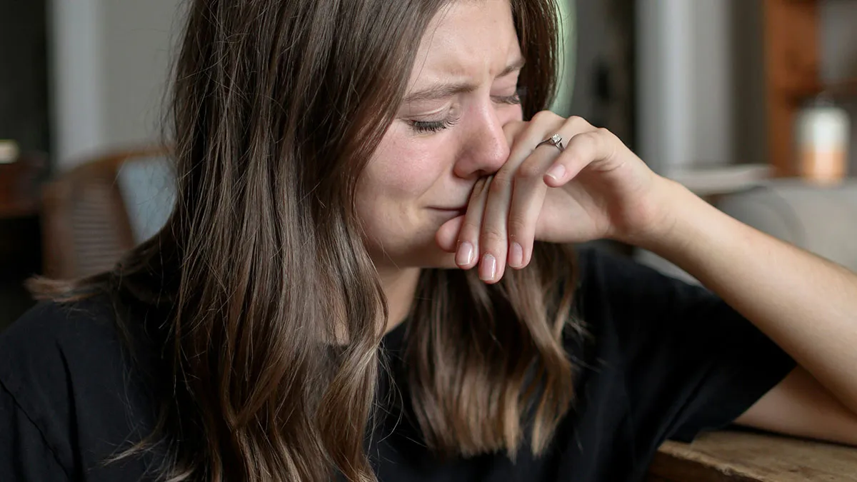Man Humiliates Wife At Her Workplace After Discovering Her Disgusting 4-Year-Long Secret
