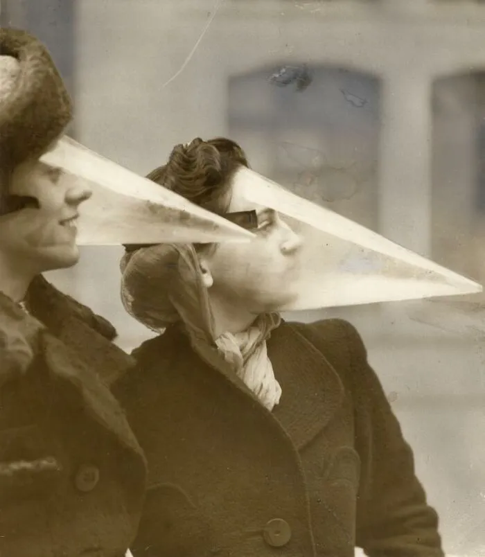 Plástico para proteger la cara del frío y la nieve. Montreal, Canadá, 1939