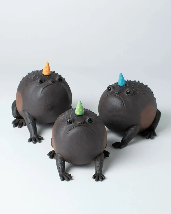 30 Quirky Ceramic Figures By Helen Burgess That Might Make You Smile