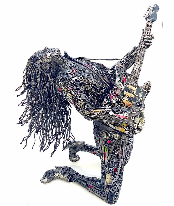 From Scrap To Sculptures: 20 Impressive Works Of Art Made By This Artist (New Pics)