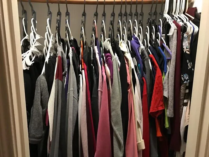 <a Style="Display:inline;" Href="Https://Www.amazon.com/Wonder-Hanger-Effortless-Wrinkle-Free-Assembled/Dp/B079t145l2?ie=utf8&th=1&linkcode=ll1&tag=bpmammoth-20&linkid=30e7dcb81e986bc7105599d93b0b2b7c&language=en_us&ref_=as_li_ss_tl" Target="_blank"><span Style="Font:inherit;color:#d74b1f;"> Space Saving Hangers </Span> Also Come To Your Rescue By Doubleing Up On Closet Space