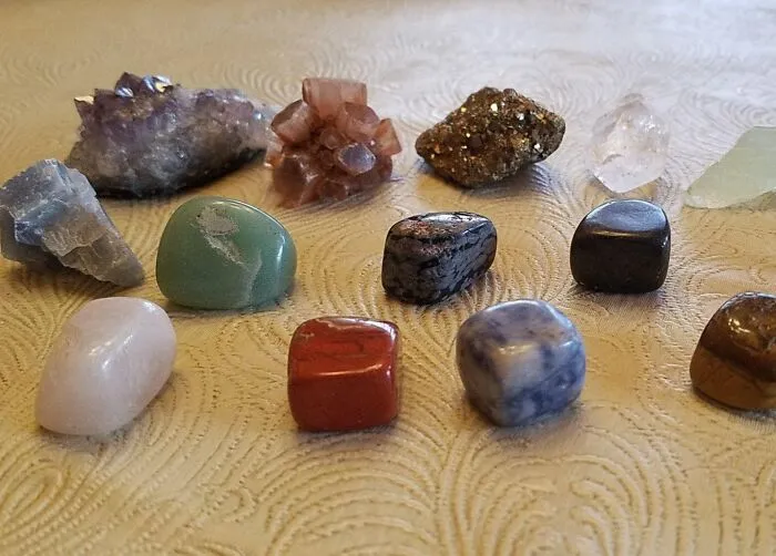 Unearth A Love For Science With This <a Style="Display:inline;" Href="Https://Www.amazon.com/Semi-Precious-Gemstone-Dig-Kit/Dp/B08mj3m9sp?ie=utf8&linkcode=ll1&tag=bphippopotamus-20&linkid=57596fd38f1ce13bf60ea762f3c778be&language=en_us&ref_=as_li_ss_tl" Target="_blank"><span Style="Font: Inherit; Color: #d74b1f;"> Gemstone Kit</Span> And Let Your Kids Discover The Beauty And Wonder Of Rocks And Minerals. It's Like A Treasure Hunt In A Box!