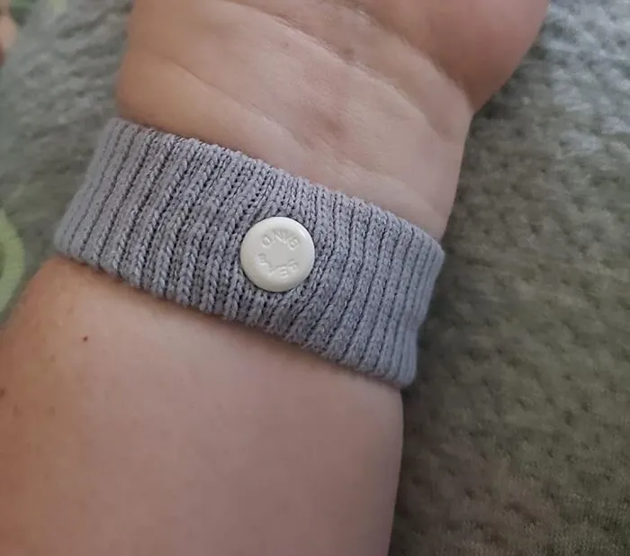 Fight Off Nausea Before It Hits With <a Style="Display:inline;" Href="Https://Www.amazon.com/Sea-Band-Anti-Nausea-Acupressure-Wristband-Sickness/Dp/B0cmjwy137?ie=utf8&linkcode=ll1&tag=bpflamingo-20&linkid=55262fdb68bd942f48727f3363973444&language=en_us&ref_=as_li_ss_tl" Target="_blank"><span Style="Font: Inherit; Color: #d74b1f;"> Anti-Nausea Wristbands</Span>. They Use Pressure Points To Keep You Feeling Great, Whether You're Traveling, Pregnant, Or Just Queasy. No More Queasiness—just Smooth Sailing!