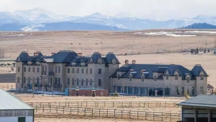 Esta enormidad al oeste de Calgary
