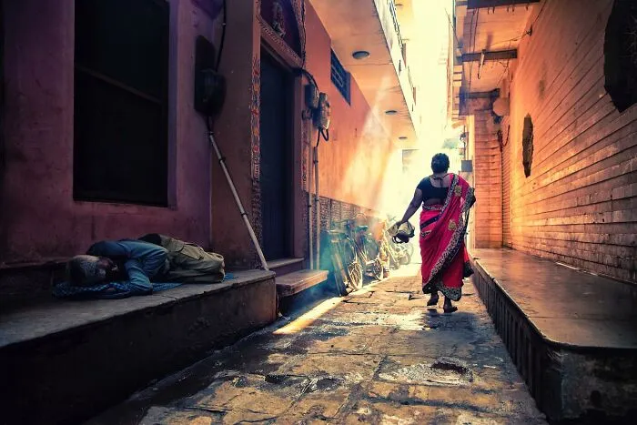 A Glimpse Into Different Cultures: 20 Captivating Photographs By Hamed AlGhanboosi