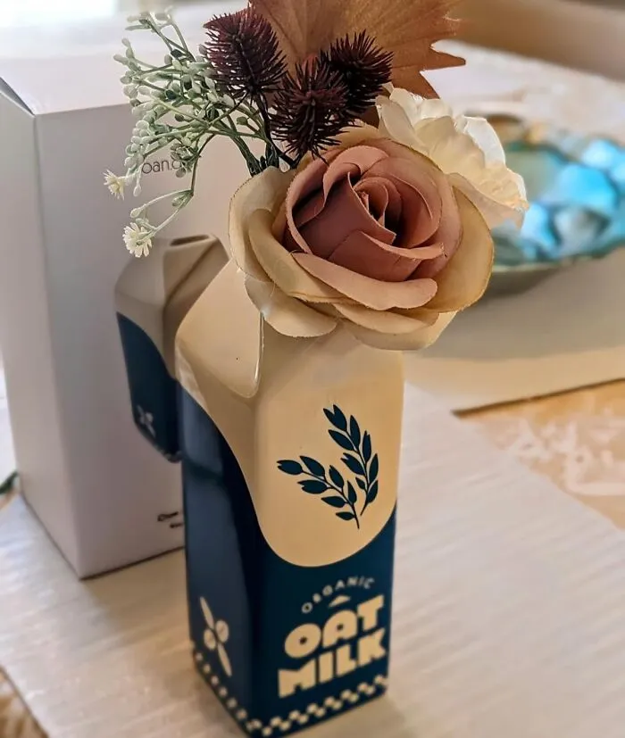 <span Style="Font: Inherit; Color: #d74b1f;"> Ceramic Milk Carton Flower Vase </Span> Is The Creative Container That'll Turn Otherwise Everyday Blooms Into A Work Of Art, Elevating Her Floral Display To An Instagram-Worthy Bouquet