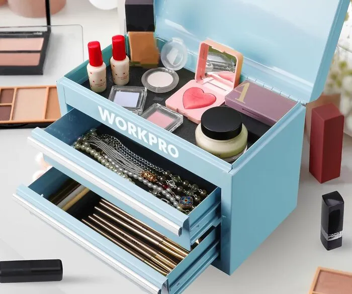 <a Style="Display:inline;" Href="Https://Www.amazon.com/Workpro-Drawers-Storage-Toolbox-Magnetic/Dp/B0ckx99x4f?crid=dzaq8rmib2z8&dib=eyj2ijoimsj9.pung8ht20kpd3vzx6u3ctxdgzc8h-Bx3qsdr7q1lzytqblackjqz806x2ddyv502lageexysoqvdytgtmqr2l1eb2kwxdaw6sxscsnbh6rydzy33oklww9dgw1y6ho8fbocek2k_juzg3otbsyzsqb5x7ocajjffgvi8se9fmbdfai_jljsoawv46swuum-6ayesauhd1thoiiop8grrb-Xes4nw7r1yfomatxmen8v_yl3j_cvgahepbfmnni9qxdwsy1f-S_rkvjhetqheldqyfbccrovnl_sagq1zumm.-Ingfy2mmsqqnpj8lxxjvntfgl88kysnsvzmze3nb2y&dib_tag=se&keywords=kobalt%2btool%2bchest&qid=1732610089&sprefix=kobalt%2btool%2bches%2caps%2c170&sr=8-5&th=1&linkcode=ll1&tag=bpdog-20&linkid=5915e303801565ba10452df8f367e287&language=en_us&ref_=as_li_ss_tl" Target="_blank"><span Style="Font: Inherit; Color: #d74b1f;"> Pastel Colored Toolbox </Span> Is The Sweetly Stylish Solution That'll Organize Her DIY Dreams And Brighten Up Her Workspace With A Splash Of Soft Color