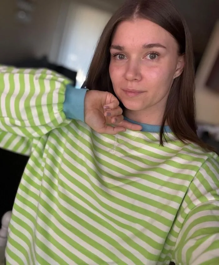 <a Style="Display:inline;" Href="Https://Www.amazon.com/Synound-Striped-Oversized-Sweatshirt-Pullover/Dp/B0cq84w74y?crid=3qb1jxotdz12o&dib=eyj2ijoimsj9.dynsrkfx0ne_h3ickiyy9mvkejrwgba-1nh0ekt2n_vwkjmhfkysg4n3c-Nk8ddenxoyvc2crpqzqqeuu8nyl_3k0t1o4yi4jxszhbzfjlqf9lry04mszxbkb_kdriyn7nyf4w9zgt3d7bjnux1rnn9_2ccuyjxssv6lqlu6_osdihqpbjf6oxqhvf2rji66qgebuowps6qyyxm8dz3s9rgny1lil0l7bkbv1c4fdgog9th0l8wxpi3ow61h2emhb78bjyihdkpn2nrfxhdymha-3faml6jjydth24lag_0.ivgerc3b1i54c3v-Rxkow27qhzipxvtuvbmxpqpcfea&dib_tag=se&keywords=women+oversized+striped+crewneck+sweatshirt&qid=1733471005&sprefix=women+oversized+striped+crewneck+sweatshirt%2caps%2c240&sr=8-2-Spons&sp_csd=d2lkz2v0tmftzt1zcf9hdgy&psc=1&linkcode=ll1&tag=bpdog-20&linkid=8bf30603b74a59525e82f366b4f75ebb&language=en_us&ref_=as_li_ss_tl" Target="_blank"><span Style="Font: Inherit; Color: #d74b1f;"> Cozy Oversized Striped Sweatshirt </Span> Is The Wrap-Tastic Gift That'll Swaddle Her In A Warm Hug Of Comfort, Making Her Feel Like She's Wrapped Up In A Cloud, If That Cloud Was Made Of Soft, Fuzzy, Perfect-For-A-Cozy-Day Fabric