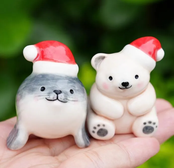 I Made Seals And Polar Bears Wearing Santa Hats For Christmas