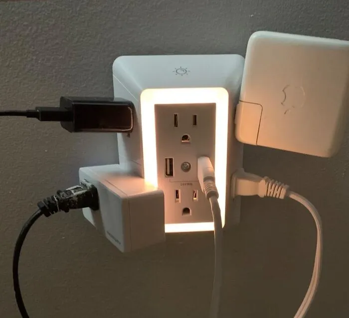Gone Are The Days Of Outlet Shortages And Accidental Overloads Thanks To This <a Style="Display:inline;" Href="Https://Www.amazon.com/Protector-Powrui-6-Outlet-Extender-Charging/Dp/B07ccgbb7m?ie=utf8&th=1&linkcode=ll1&tag=bpgoldfish-20&linkid=8b1f4bd073893e0562b9920c188ec393&language=en_us&ref_=as_li_ss_tl" Target="_blank"><span Style="Font:inherit;color:#d74b1f;"> Outlet Extender And Surge Protector</Span> 