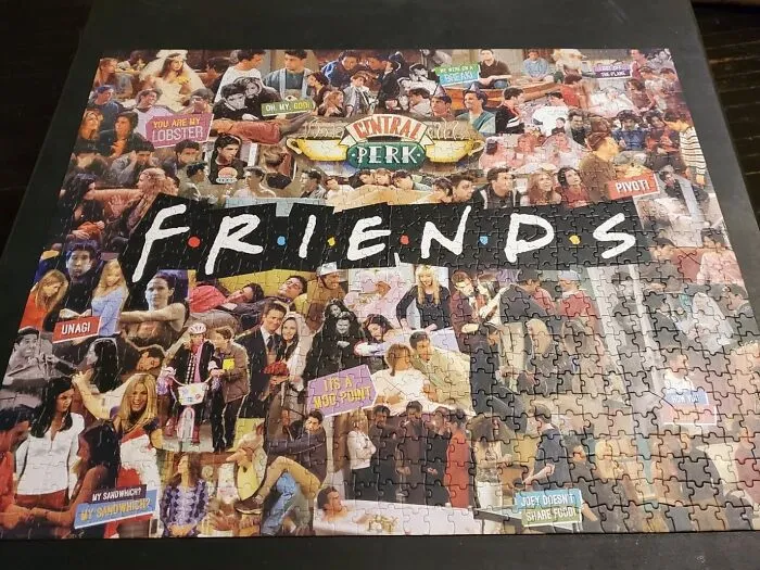 "Pivot" Their Holiday Into A New Direction With This Awesome <a Style="Display:inline;" Href="Https://Www.amazon.com/Friends-Show-Collage-Jigsaw-Puzzle/Dp/B089lj9148?ie=utf8&linkcode=ll1&tag=bppelican-20&linkid=ea8ce4e45787dbe7c82543ce873aa8a7&language=en_us&ref_=as_li_ss_tl" Target="_blank"><span Style="Font: Inherit; Color: #d74b1f;"> Friends 1000 Piece Jigsaw Puzzle</Span>