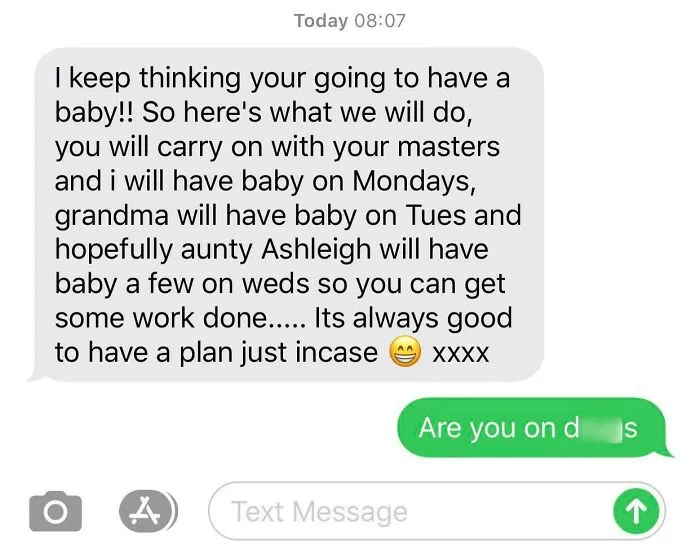 I'm 21, Single, Nowhere Near Having A Baby, Yet My Mum Is Still Hopeful For Grandkids