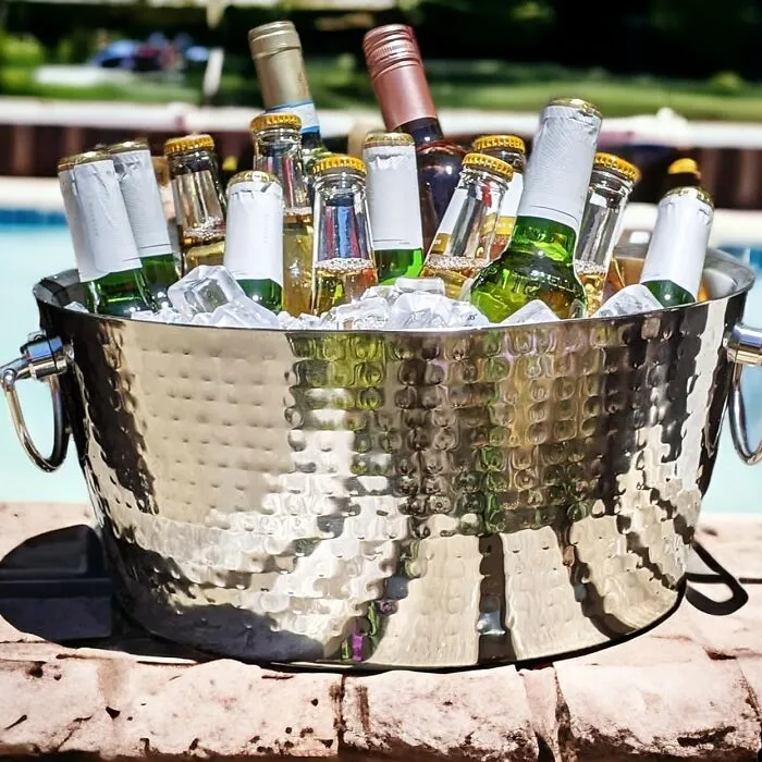  A Snazzy <a Style="Display:inline;" Href="Https://Www.amazon.com/Brekx-Hammered-Galvanized-Rust-Resistant-Leak-Proof/Dp/B08mwv5kdr?crid=3ct39la8ahr7u&dib=eyj2ijoimsj9.hcvud5ya8kjvsekdew9ro6r2b4ye0ibyakhq4tlj8w_cia5r_yepkyamcicgdrezylxyh-Gnarmsawlmwuvipu2kiocqvt-Cjuatepnd_gemj83dejq63o56fqncq0c6oixlgaudscd5bkqott2cp0mogb5ehr5uzkqfrhb3hwq_sne3byl5vvijmkxzkl6v4ycpgq6hilixn-Itjgcgtrfy1hiqls-V0pazim_nhmvpwifrj5ciqeyylb9lcsz6yssdwpjzij1uvlhjhkwl-Gzuozbb18fbxz60hm16fjq5bnnxvkphvy_pvzwprfpnplyfyg0qsv8q0xep8cmapecldcsjzhj5mqckgq8ux9zly0ewvqyheaics89m3_gfslinfos2o_hhunqlvdyqcdvu5jnvw0gvoulpbj9jw6q3kcht6nbivvmrf2-Lpku5.yjabtv1sx6pdgkin-7lc2lnbcjyseg7ptrmhwhwai6e&dib_tag=se&keywords=metal+beverage+tub&qid=1734432016&sprefix=metal+beverage+tub%2caps%2c274&sr=8-15&linkcode=ll1&tag=bpcherry-20&linkid=d73813b469503d24ca162aa5b9700261&language=en_us&ref_=as_li_ss_tl" Target="_blank"><span Style="Font:inherit;color:#d74b1f;"> Large Ice-Bucket</Span> Will Keep Your Drinks Cold And Look Chic While Doing So