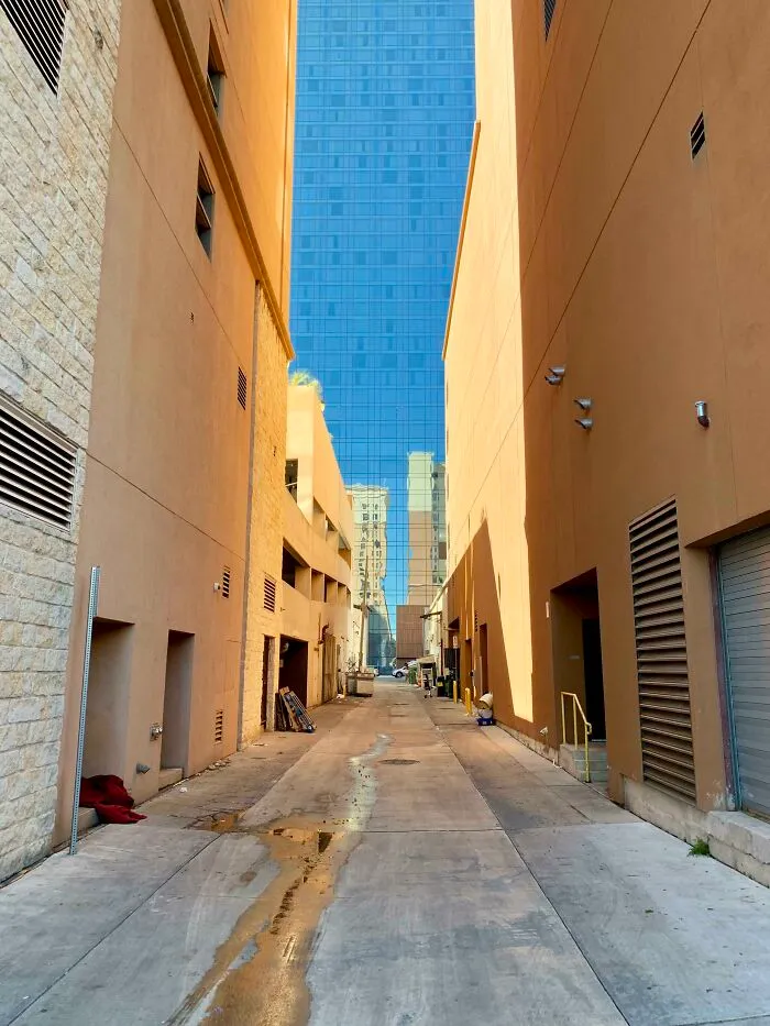 El reflejo del cielo en este edificio