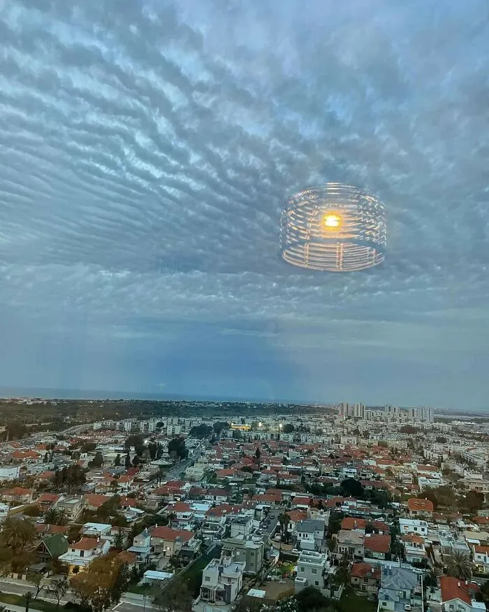 El sol es una bombilla