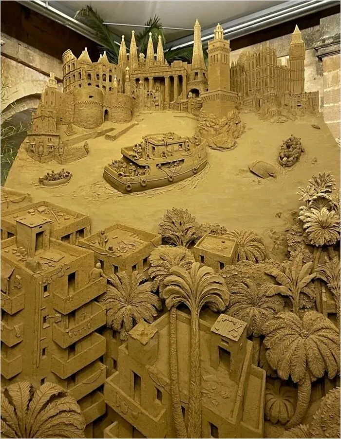 26 Sand Sculptures By This Italian Artist That Blend Architecture, Nature, And Pop Culture