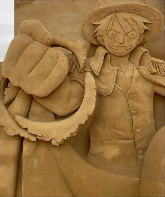 26 Sand Sculptures By This Italian Artist That Blend Architecture, Nature, And Pop Culture