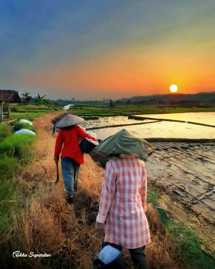 Este fotógrafo tomó 34 llamativas y auténticas fotos de la vida en Indonesia