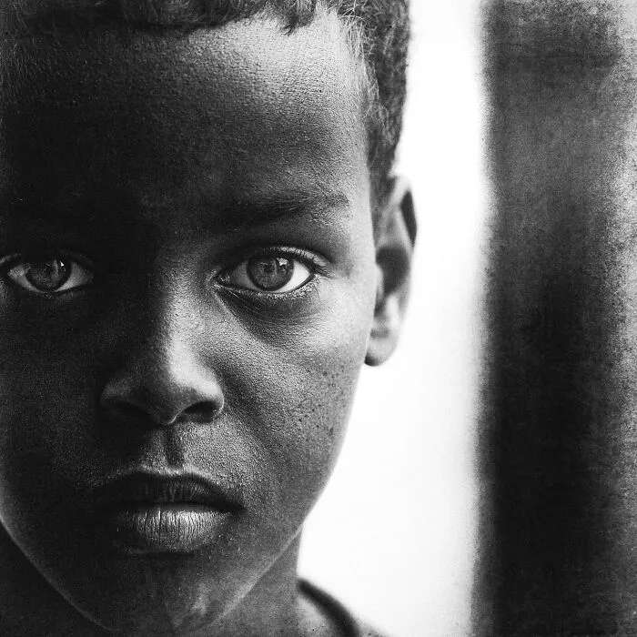 From Celebrities To Homeless: 45 Soulful Portraits Taken By Lee Jeffries