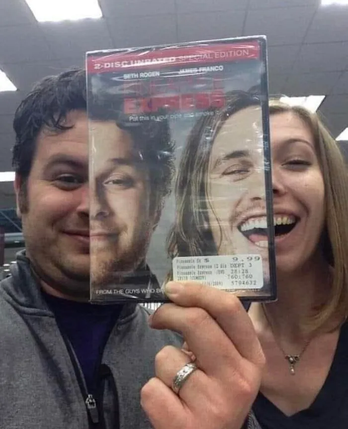 30 Weird Photos Shared By “Images That Could Be Album Covers” (New Pics)