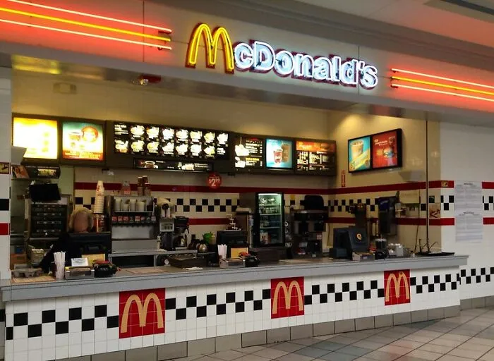 35 Times People Got Fired In The Blink Of An Eye