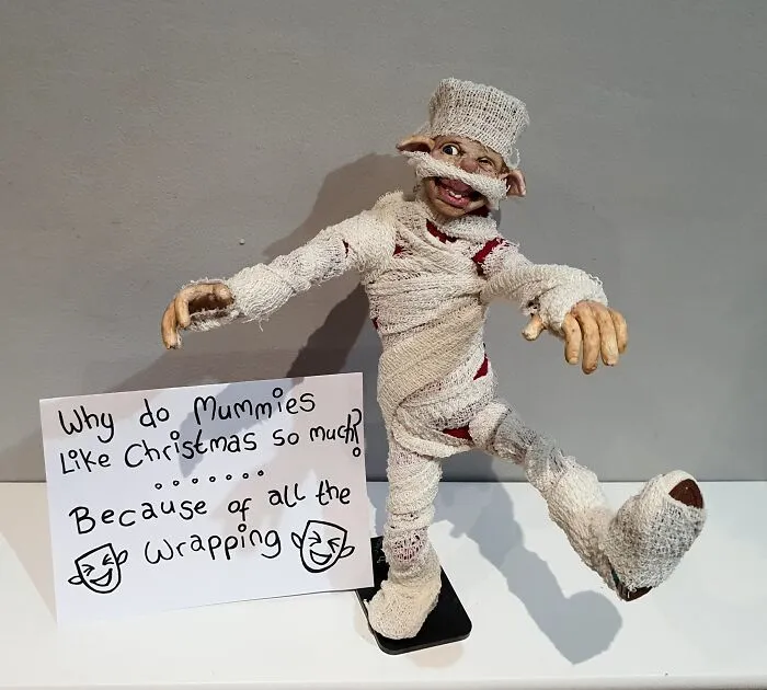 I Made A One-Of-A-Kind Elf For My Daughter And It Became A Lesson In Acceptance (35 Pics)