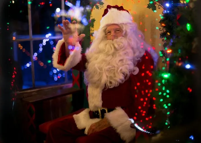 “Layoffs After Potluck”: 30 Of The Craziest Things That Happened At A Work Christmas Party