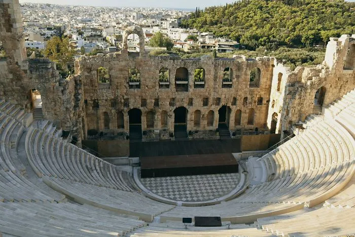 34 Travelers Say These Are The Most Overrated And Underrated Places They Have Been To