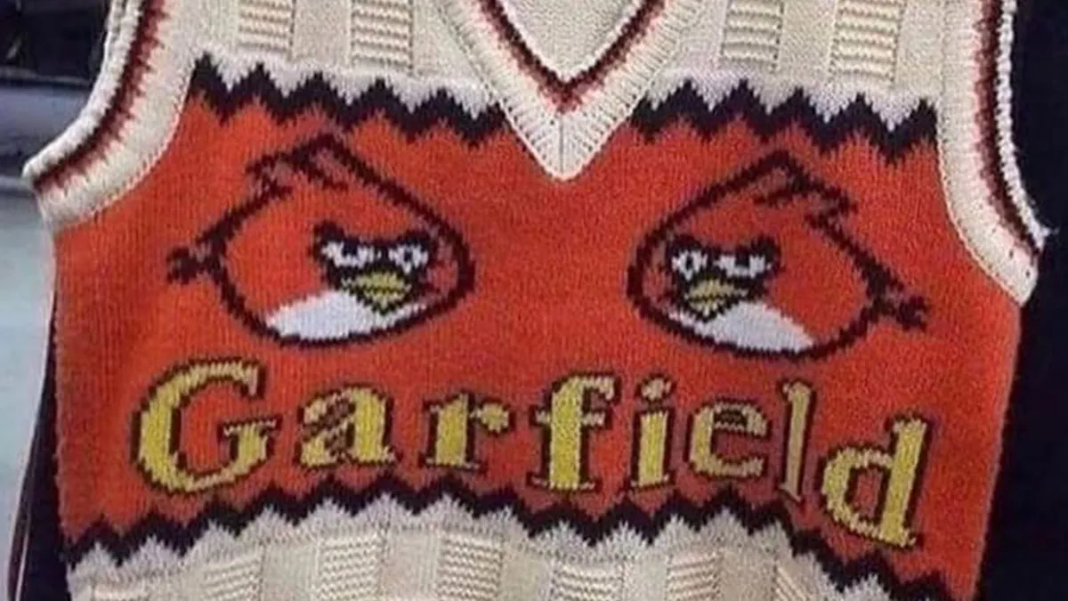 30 T-Shirts, Ranging From The Most Hilarious To Insanely Dumb And Creative, That Folks Have Seen