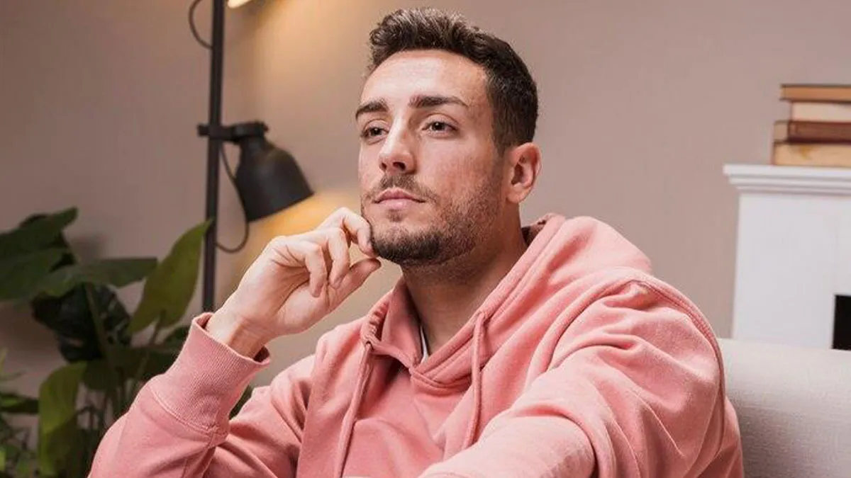 Women Caught Men Thinking And Asked What’s On Their Mind, These 30 Answers Didn’t Disappoint