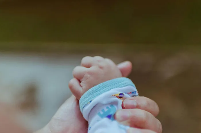 25 empleados de maternidades revelaron los casos más impactantes de personas no aptas para ser padres