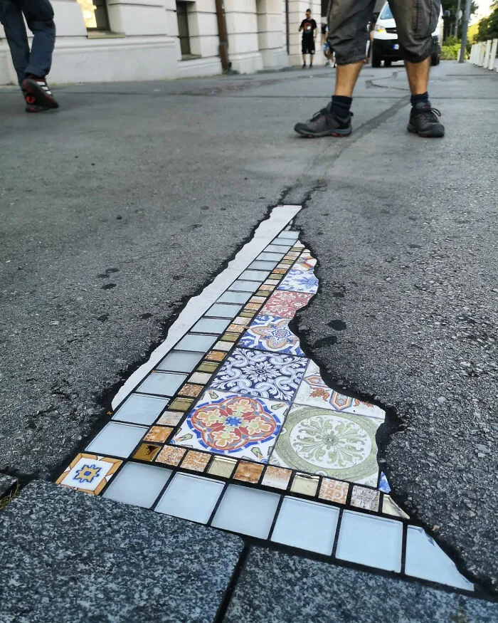 Artist Mends Cracked Sidewalks, Potholes, And Buildings Using Vibrant Mosaics (30 New Pics)