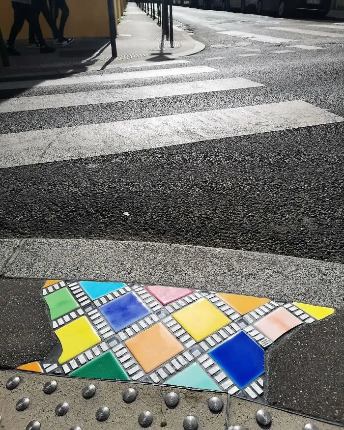 Artist Mends Cracked Sidewalks, Potholes, And Buildings Using Vibrant Mosaics (30 New Pics)