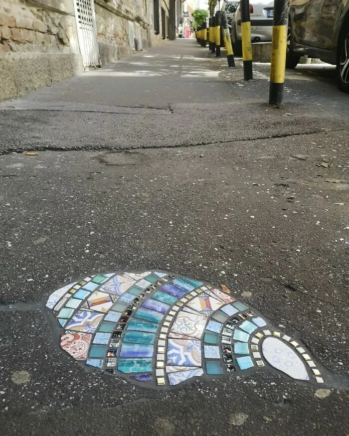 Artist Mends Cracked Sidewalks, Potholes, And Buildings Using Vibrant Mosaics (30 New Pics)