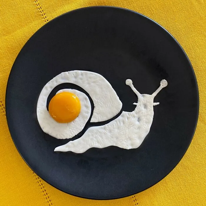 50 Creative Ways That This Artist Has Fried His Eggs (New Pics)