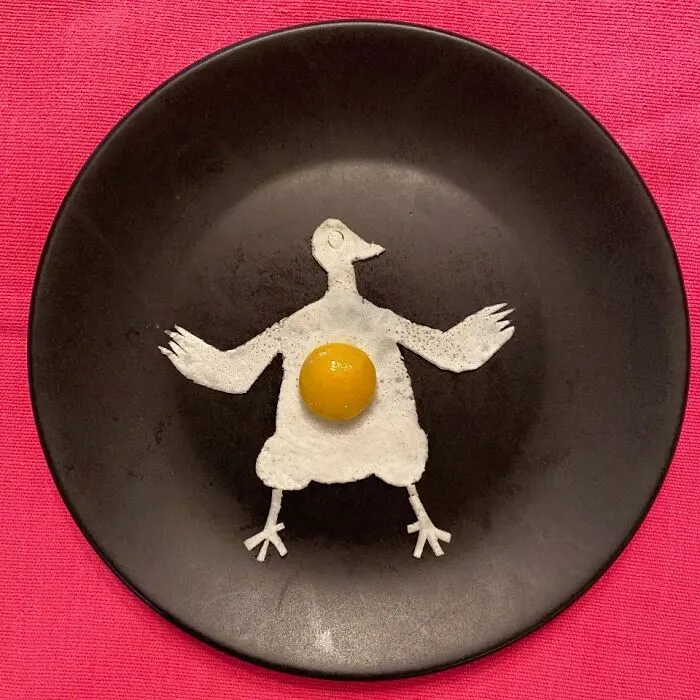 50 Creative Ways That This Artist Has Fried His Eggs (New Pics)