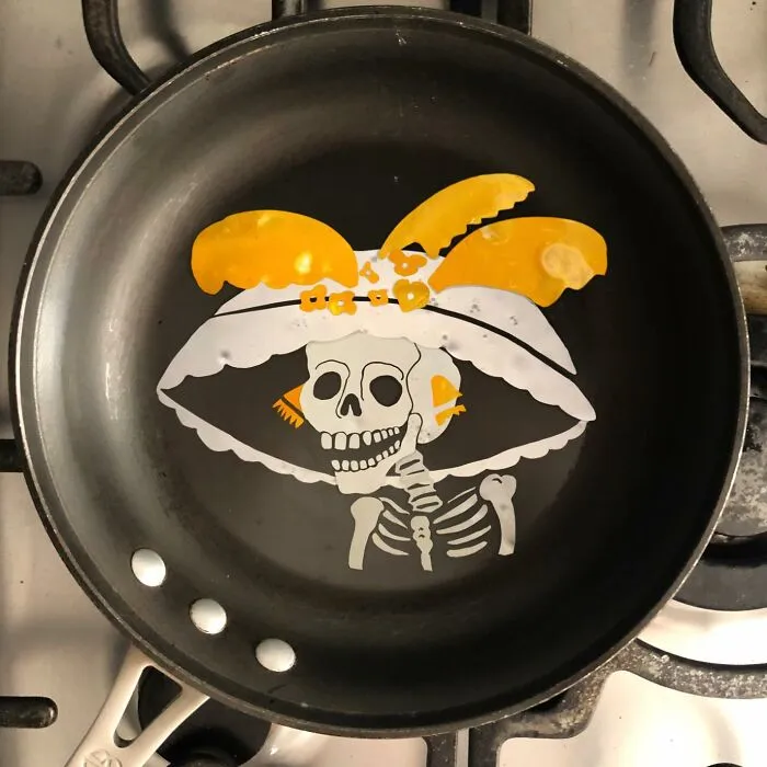 50 Creative Ways That This Artist Has Fried His Eggs (New Pics)