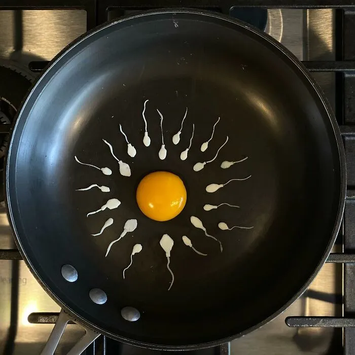 50 Creative Ways That This Artist Has Fried His Eggs (New Pics)