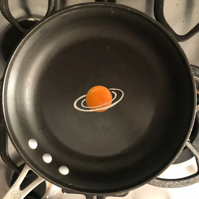 50 Creative Ways That This Artist Has Fried His Eggs (New Pics)