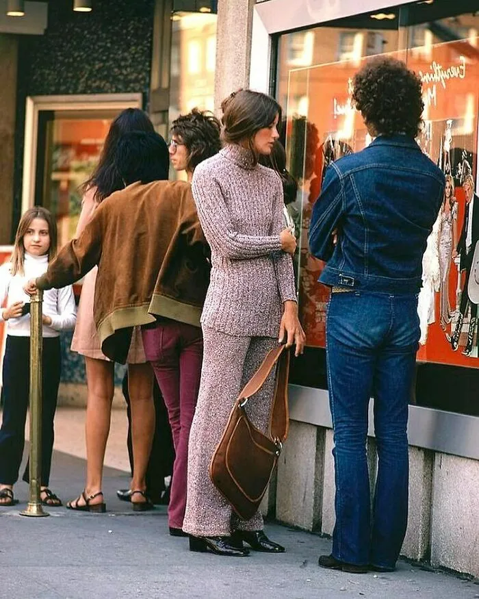 A Model Wearing A Marianne Ohm Tunic And Pants By A Shop Window. Glamour Magazine, 1970s🛍