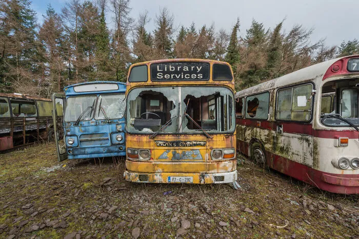 34 Photos That I Took Of Abandoned Buses Meant To Be Used For An Irish Bus Museum