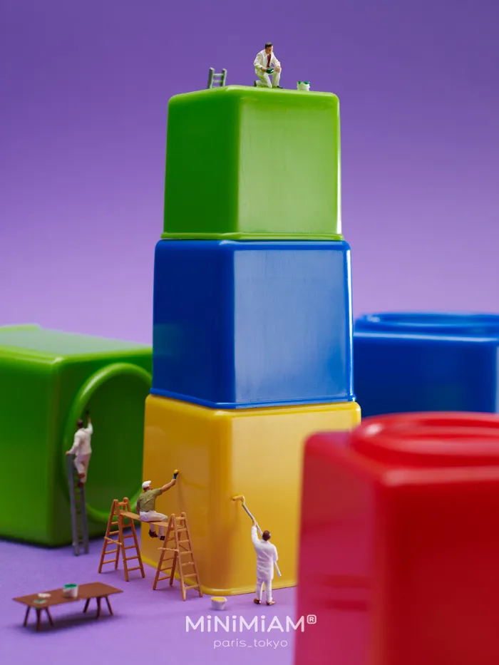 30 Imaginative Tiny Worlds Created By The Artistic Duo Behind Minimiam