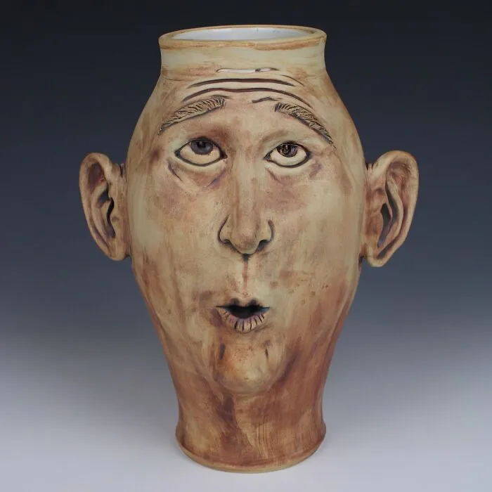 Suprised Face Vase