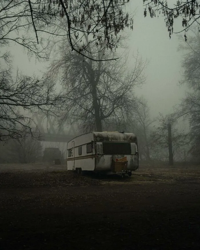 40 Stunning Urban Photos By Jenő Varga That Prove Even The Darkest Places Have Their Own Beauty