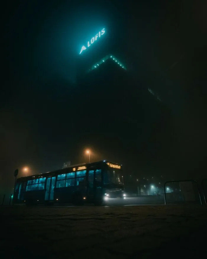 40 Stunning Urban Photos By Jenő Varga That Prove Even The Darkest Places Have Their Own Beauty