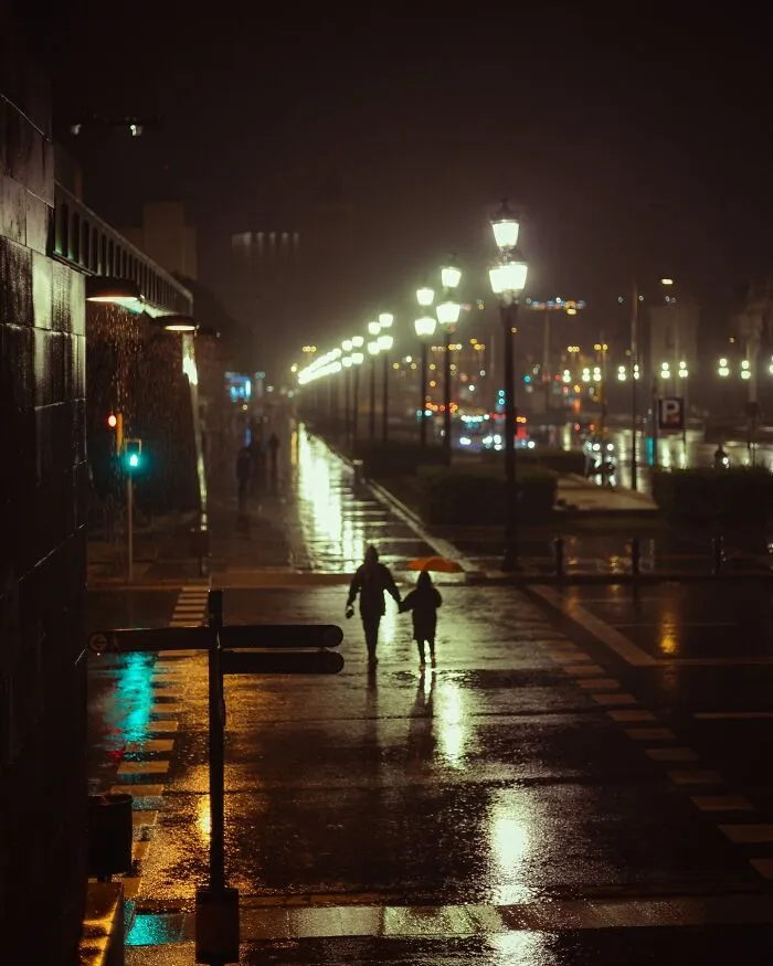 40 Stunning Urban Photos By Jenő Varga That Prove Even The Darkest Places Have Their Own Beauty