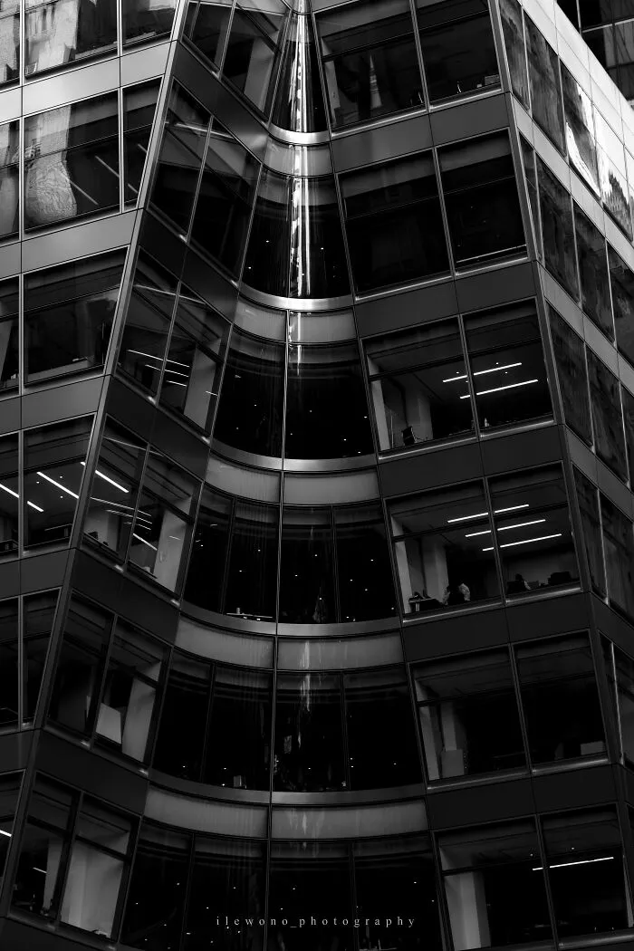 My High-Contrast Street Photography (6 Pics)