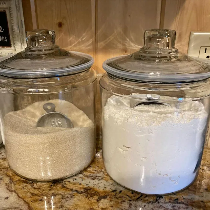 Create A Whimsical Winter Wonderland In A <a Style="Display:inline;" Href="Https://Www.amazon.com/Glass-Cookie-Jars-Labels-Marker/Dp/B0b5k4mz2l?crid=1y44u1s7wb3vy&dib=eyj2ijoimsj9.n4lmhgkx9jlsktrqpherb4nkwj6vnnrfk7ce2_jnbdetzylrfpd5y1xcwfg-Gvpuswpq9klxybz4anhbln7vkkdnxs644nyg_a3ebmhre4mmhaw2x5now6uwofgabxkodlcmhirh1jwiw_xp7ij86fgq15h45znnjzcwunh9epkw4igx5k__litvvfwqhmdamiqtfruudgk2-Yl1isydjmwepmkkptalsiyb8hgg8lwoz6scv7iprwievzktnjs-Qlvvcv3xdm3b6ctmsaptjiglmscyb26wbji0rggfe2s.wzawoy5p6h2oqn2vbhnuqgw0xztbgijelv97turp5oc&dib_tag=se&keywords=anchor+hocking+heritage+hill+1+gallon+glass+jar+with+lid&qid=1733815365&s=home-Garden&sprefix=anchor+hocking+heritage+hill+1+gallon+glass+jar+with+lid%2cgarden%2c210&sr=1-2-Spons&sp_csd=d2lkz2v0tmftzt1zcf9hdgy&psc=1&linkcode=ll1&tag=bpantelope-20&linkid=6682fc1f61a85079803f6099339e11b2&language=en_us&ref_=as_li_ss_tl" Target="_blank"><span Style="Font: Inherit; Color: #d74b1f;"> Large Glass Jar</Span>! Fill It With Fluffy "Snow" (Aka Powdered Sugar), Miniature Trees, And Festive Ornaments, Then Tuck The <a Style="Display:inline;" Href="Https://Www.amazon.com/Amazon-Egift-Card-Logo-Animated/Dp/B07pcmwtsg?crid=3642o26tfwz83&dib=eyj2ijoimsj9.gnhd2lfcvuo1qfaaky_oob6z0indbi0roiqsnw1nrsuedwhnsdx2-Dwqyxvgtjnu2btt40fr4glm9xfcelwolpw959ocoqwkupfnmsav6p7nvvqex95fxsek1vkvnsn1uhwmbkyfx5x7njks39oay6iot7uj2hw5n12baidewwh6e4wxvffh6gf9-Rhc0ktenycfeyr4nbr9t-7gnbsjz-G3lrw8v9kwkwtkagz6wd7jt5rjjdslh_qvxeydqussvrghdqcyc1_ba5ldeaayywzhkhpbswlf4x50gnawvty.-B74ipwimpaddgsf3pa9gua1axe1uctkpbycrkptqhe&dib_tag=se&keywords=amazon+gift+card&qid=1733824319&sprefix=amazon+%2caps%2c235&sr=8-2&linkcode=ll2&tag=bpantelope-20&linkid=f27c7a1d028b0d63e378a336bb6aa768&language=en_us&ref_=as_li_ss_tl" Target="_blank"> <span Style="Font:inherit;color:#d74b1f;"> Gift Card</Span> Inside For A Delightful Surprise.
