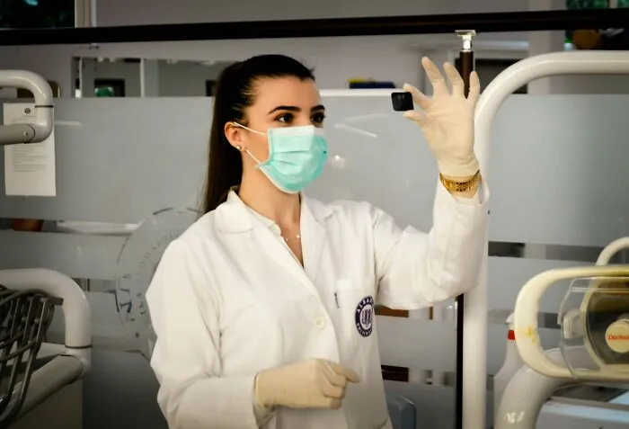 “Doctor Was Surprised I Was Alive”: 30 Incredibly Lucky People That Survived Against All Odds